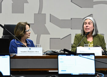 Cigarro eletrônico atrai jovens e agrava dependência, segundo especialistas — Senado Notícias