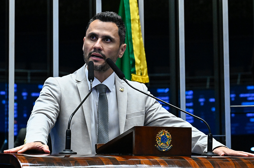 Cleitinho critica STF por julgamento sobre o 8 de janeiro — Senado Notícias