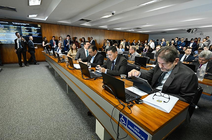 Educação e segurança são prioridades na avaliação de políticas públicas em 2026 — Senado Notícias