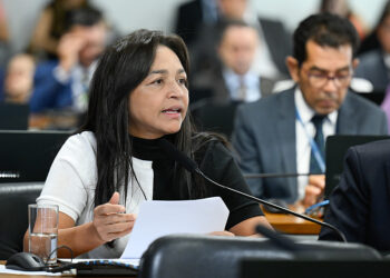 CCJ aprova fim da aposentadoria compulsória para punir juízes e MP — Senado Notícias