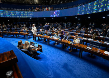 Senado celebrará Conselho Federal de Química em sessão especial — Senado Notícias