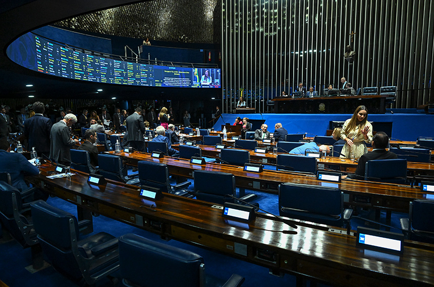 Senado aprova indicação de cinco embaixadores para postos no exterior — Senado Notícias