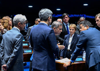 MP que muda regras do seguro-defeso é alterada no Senado e volta à Câmara — Senado Notícias