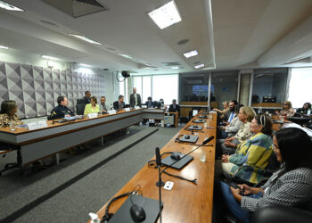 preconceito e falta de acessibilidade dificultam emprego a autistas — Senado Notícias