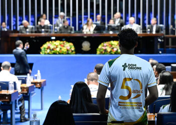 Sessão especial destaca compromisso social do Hospital Dom Orione — Senado Notícias