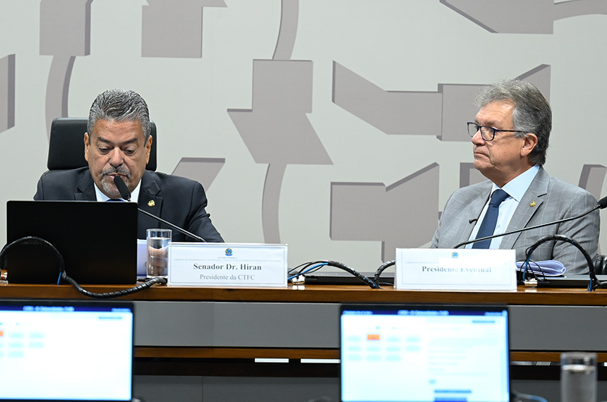 Comissão aprova controle mais rigoroso de chips e restrição de telemarketing — Senado Notícias