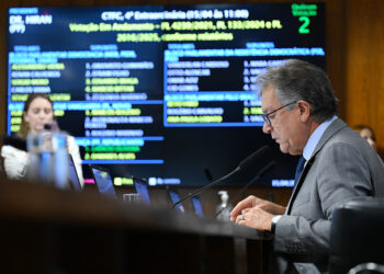 Comissão aprova limite menor de chumbo em tintas e revestimentos de superfícies — Senado Notícias