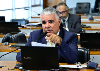 Sugestão legislativa para permitir uso e cultivo pessoal de maconha é rejeitada — Senado Notícias