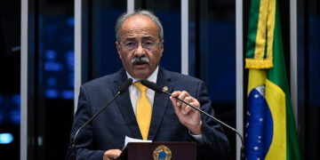 Chico Rodrigues elogia proposta de Dia da Confraternização de Brasil e Peru — Senado Notícias