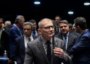 Lei institui Dia Nacional em Memória das Vítimas de Trânsito — Senado Notícias