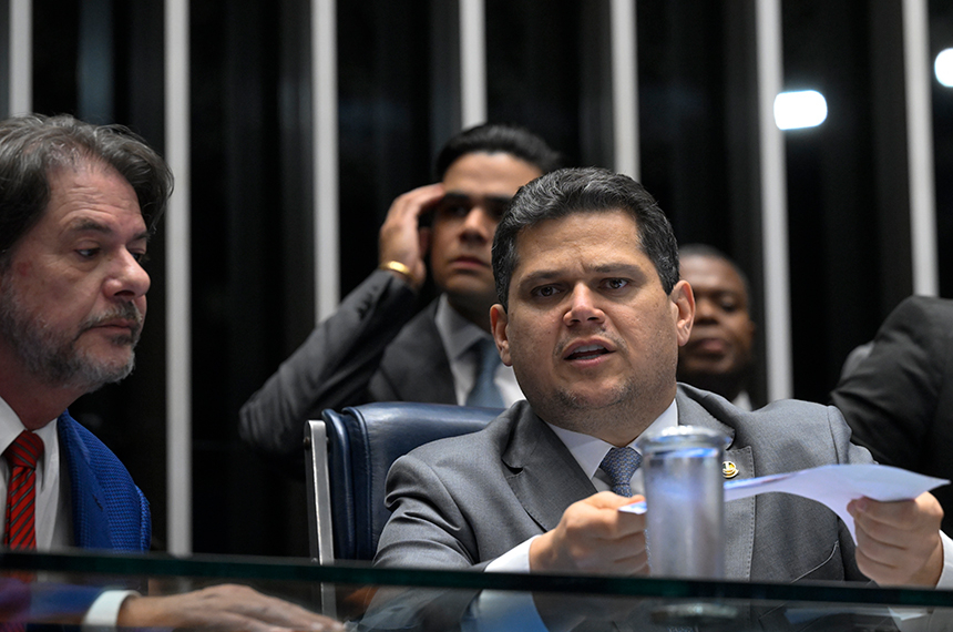Davi reitera papel da Advocacia do Senado na defesa do mandato dos senadores — Senado Notícias