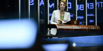 Damares Alves destaca prevenção ao afogamento infantil — Senado Notícias