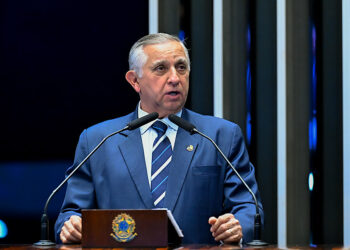 Izalci Lucas informa que PL votará contra indicação de Jorge Messias ao STF — Senado Notícias