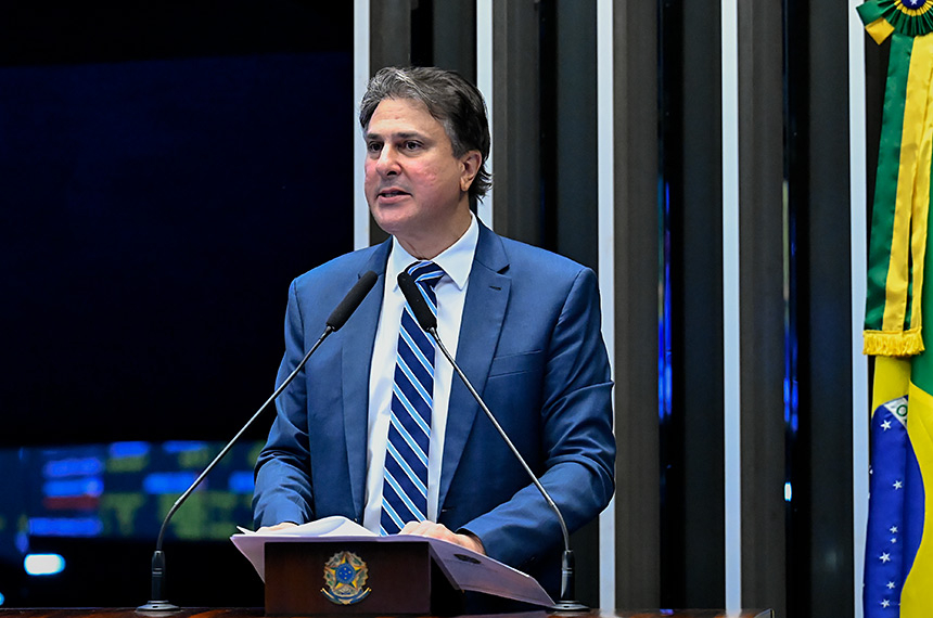 Camilo Santana faz balanço das ações do governo federal na educação — Senado Notícias