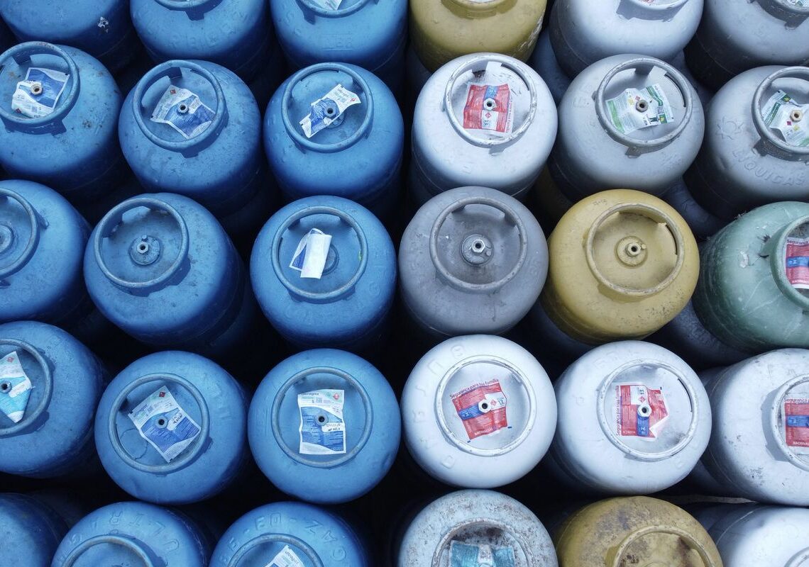 Caixa libera vale-recarga do programa Gás do Povo a 206 mil famílias