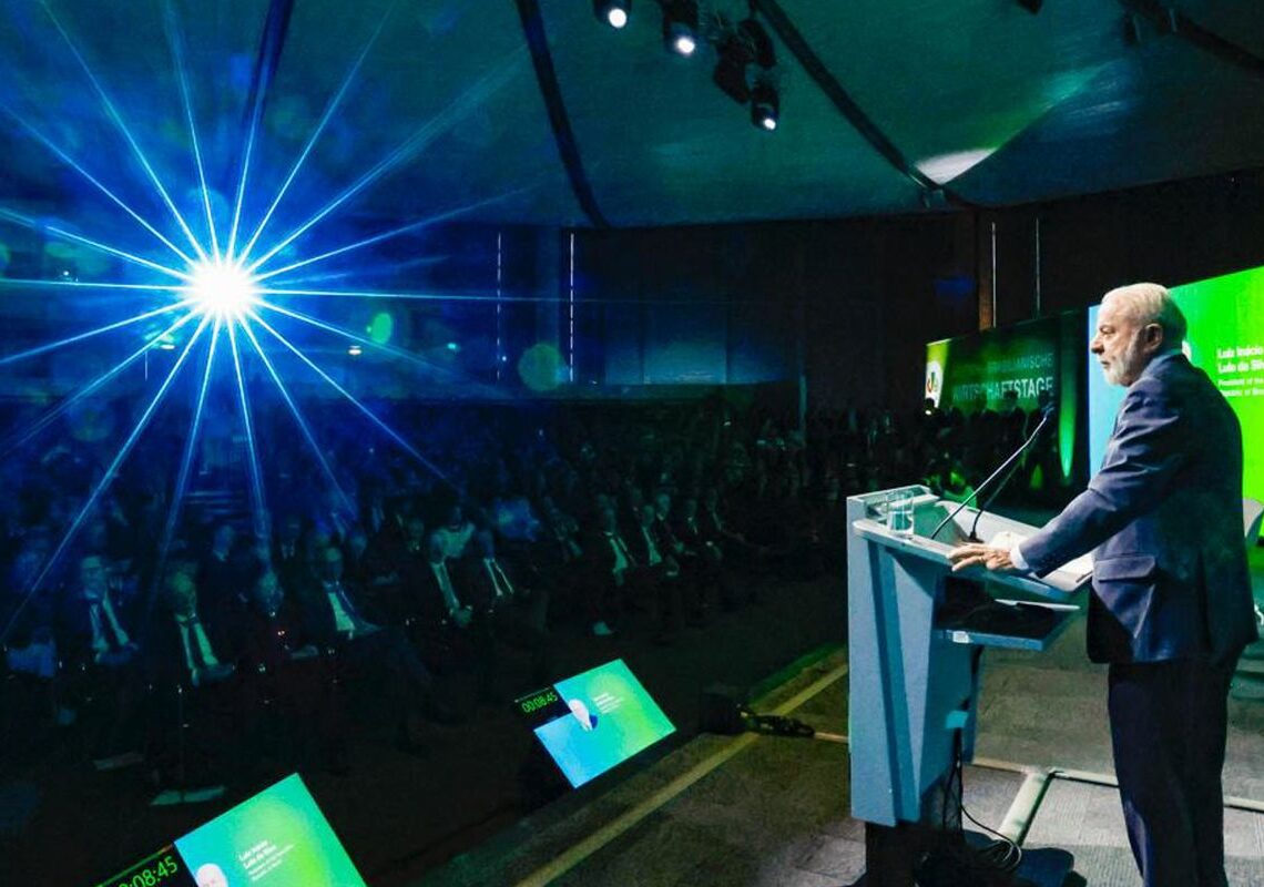 Lula chama conflito no Oriente Médio de “guerra da insensatez”