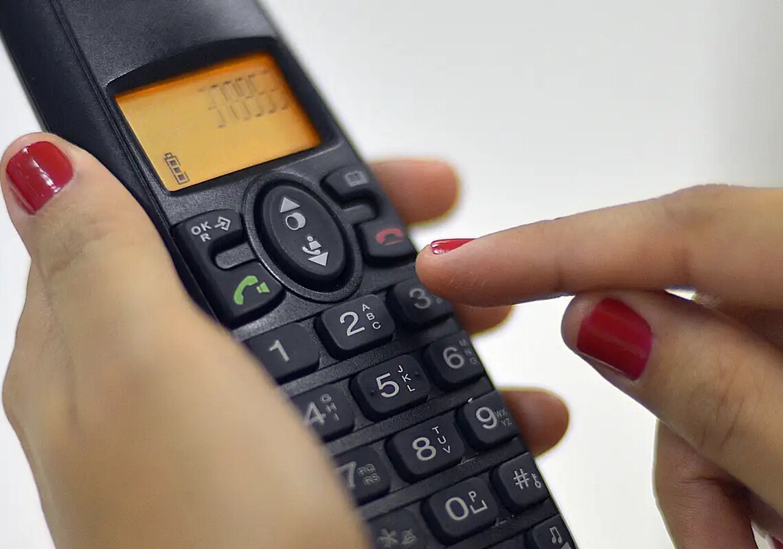 Serviço de telefonia fixa da operadora Oi é vendido por R$ 60 milhões