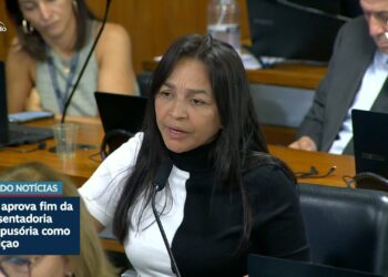 Vídeo: CCJ aprova fim da aposentadoria compulsória como punição