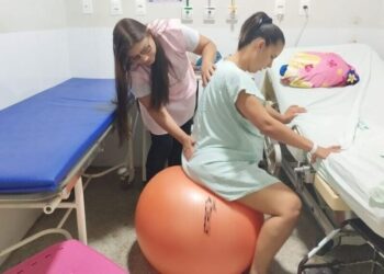 Profissão de doula é regulamentada em lei — Senado Notícias