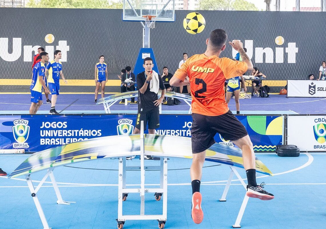 Esporte Universitário leva mensagem de paz em meio a conflitos globais