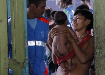 Óbitos por malária na terra Yanomami caíram 80% em 2025, diz governo