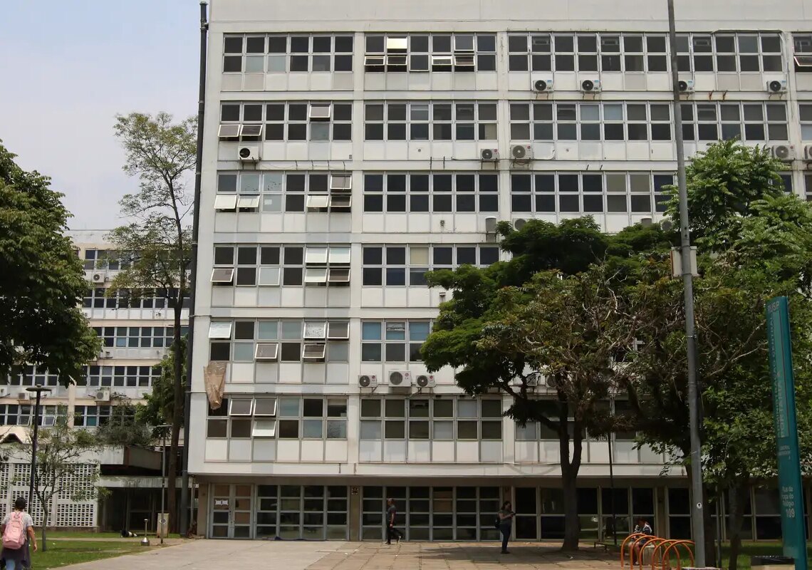 Após acordo com reitoria, funcionários da USP encerram greve