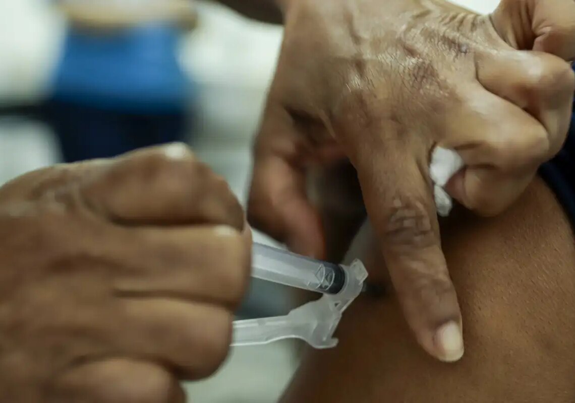 Casos de influenza A continuam a crescer no Brasil, diz Fiocruz
