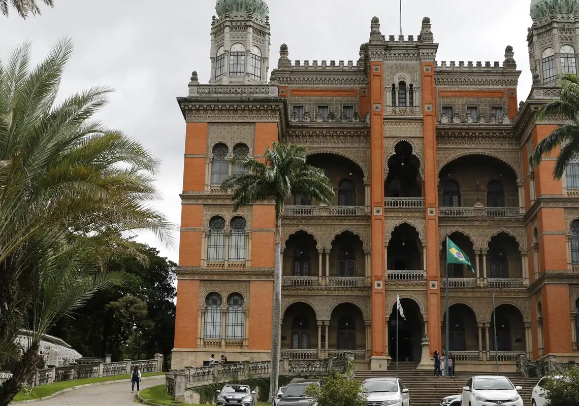 Fiocruz e Ministério das Cidades lançam editais unindo cultura e saúde