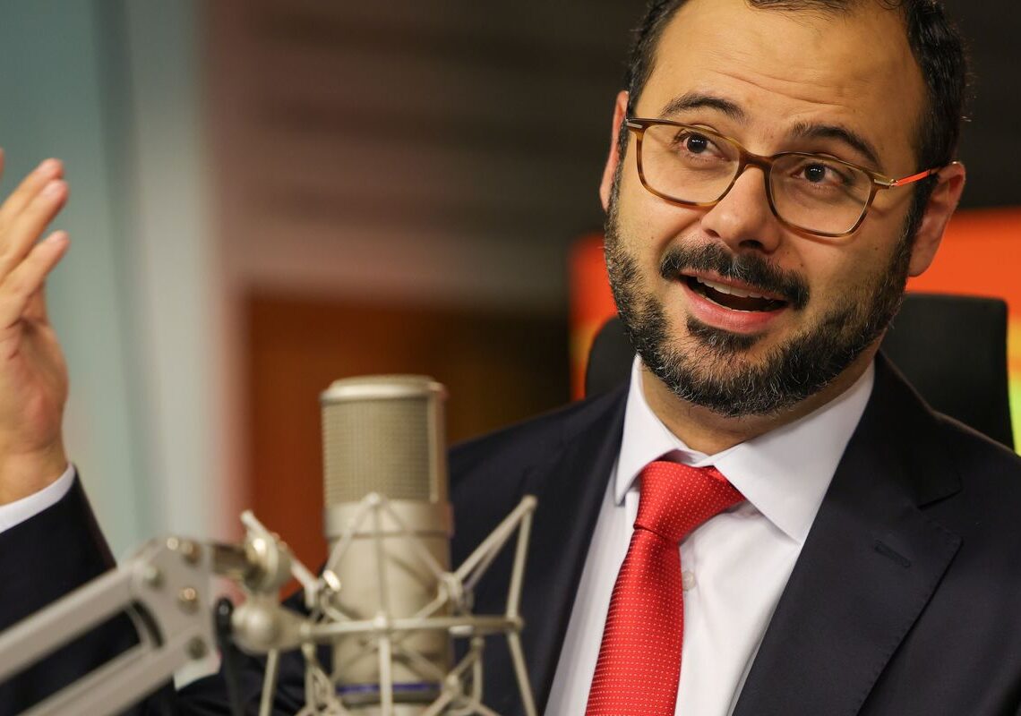 Redução da jornada vai favorecer o empreendodorismo, diz ministro