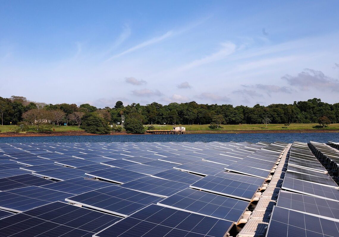 Energia solar em Itaipu tem potencial para dobrar capacidade da usina