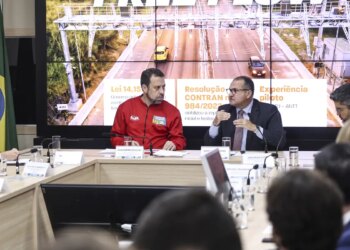 Governo suspende 3,5 milhões de multas por não pagar pedágio