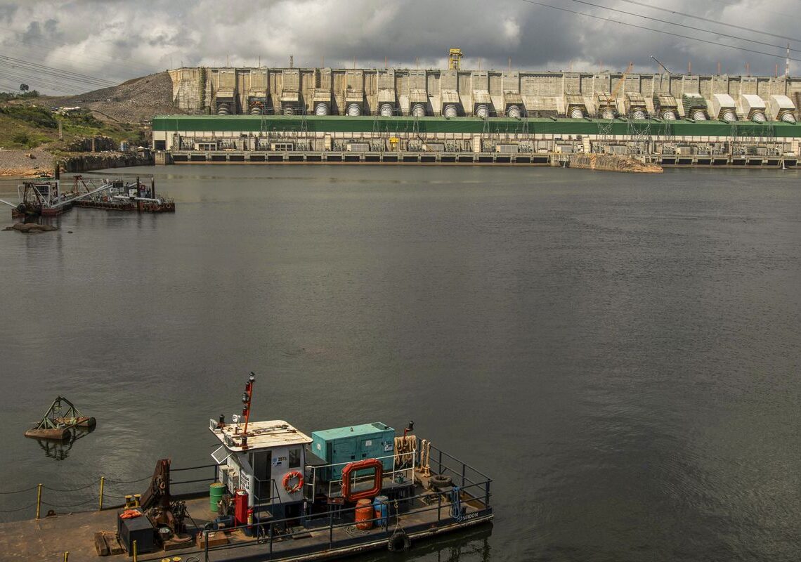 Aneel define que maio terá bandeira tarifária amarela