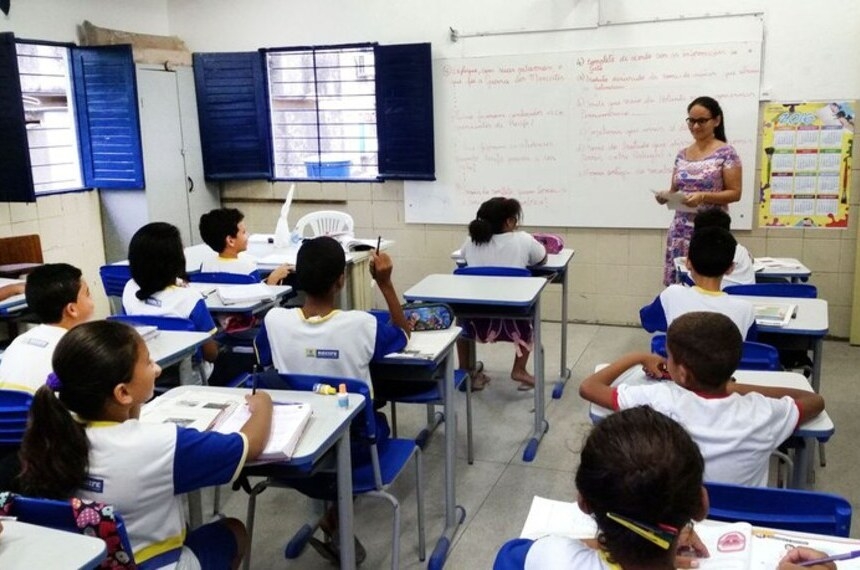 Oficina Legislativa promove premiação para estudantes e professores do DF — Senado Notícias
