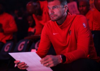 NBA: Tiago Splitter, do Portland, é 1º técnico brasileiro nos playoffs