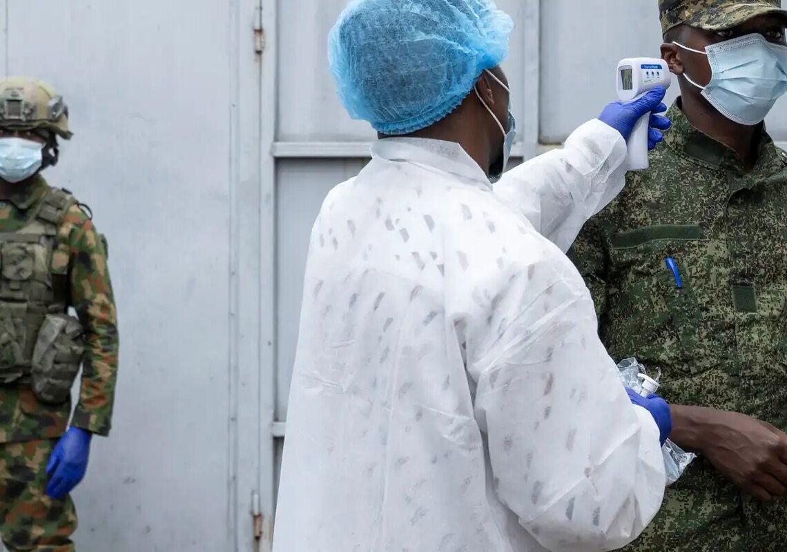 Ebola: dez países africanos estão sob alto risco, diz agência