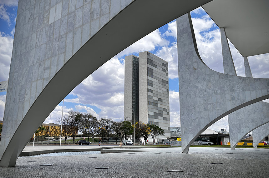 Presidente da República pode enviar nova indicação à vaga do STF — Senado Notícias