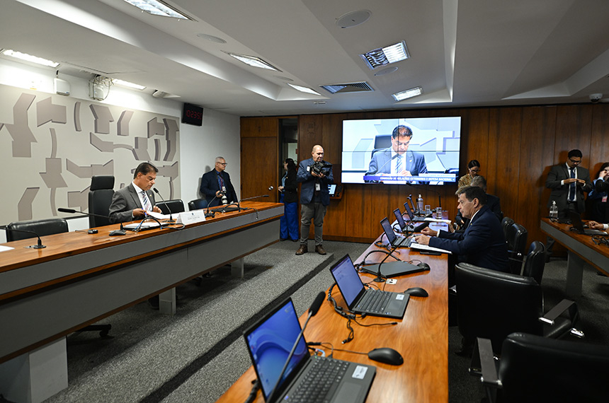 CRE sabatina indicados para embaixadas na quarta — Senado Notícias