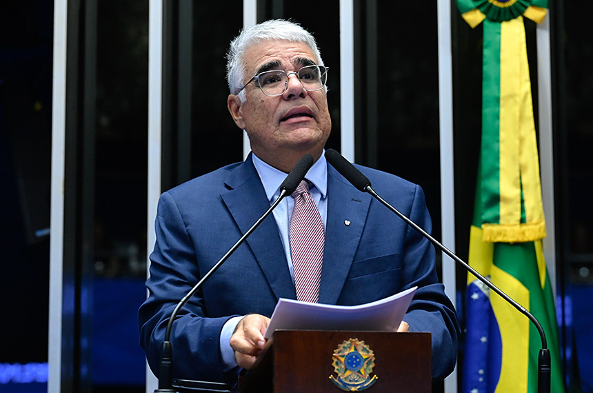 Girão questiona prisão preventiva de ex-assessor de Bolsonaro — Senado Notícias