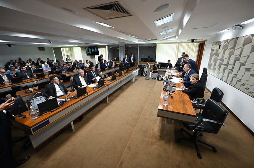 Educação financeira na escola é aprovada pela CAE — Senado Notícias