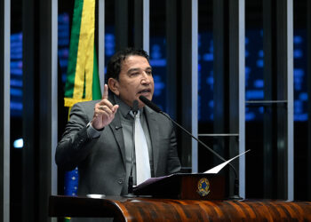 Magno Malta nega agressão a enfermeira e relata falha em atendimento hospitalar — Senado Notícias