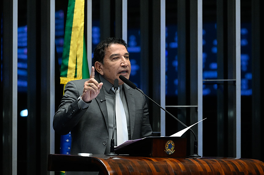 Magno Malta nega agressão a enfermeira e relata falha em atendimento hospitalar — Senado Notícias