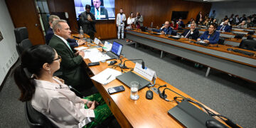 Moratórias da soja e do boi punem produtores, para debatedores na CRA — Senado Notícias