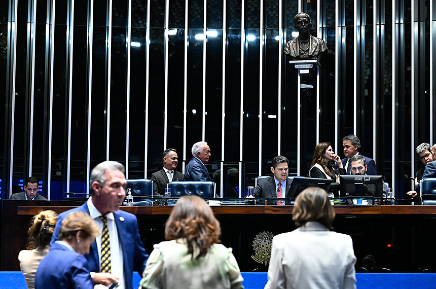 Volta à Câmara projeto que prevê avaliação anual de saúde da mulher pelo SUS — Senado Notícias