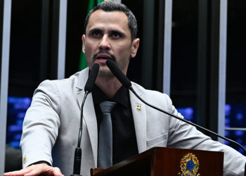 Cleitinho rebate críticas a sua eventual candidatura ao governo de Minas Gerais — Senado Notícias