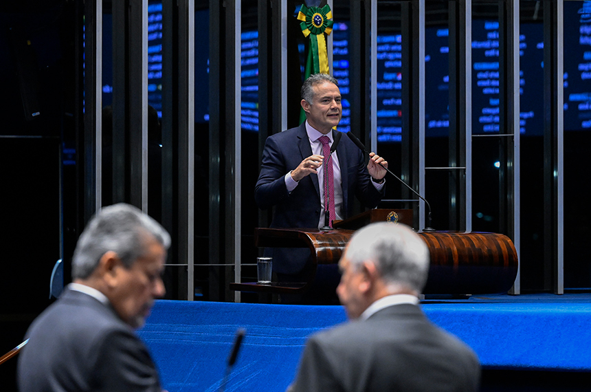 Aprovada pelo Senado MP da renovação automática da CNH para bons condutores — Senado Notícias