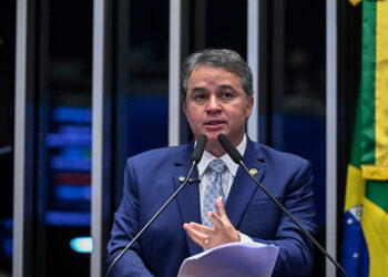 Efraim critica modelo do SUS e defende mudança na gestão da saúde pública — Senado Notícias