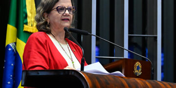 Teresa Leitão defende soberania nacional sobre minerais críticos e terras-raras — Senado Notícias