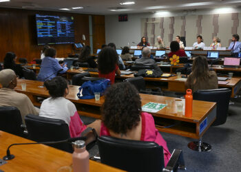 Especialistas defendem resolução que apoia jovens vítimas de violência sexual — Senado Notícias
