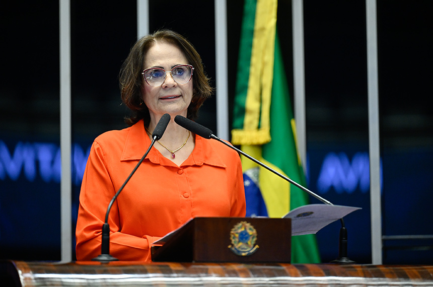 Damares destaca nova lei de prevenção ao suicídio entre jovens — Senado Notícias