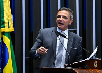Bittar critica atuação de ONGs e políticas ambientais na Amazônia — Senado Notícias